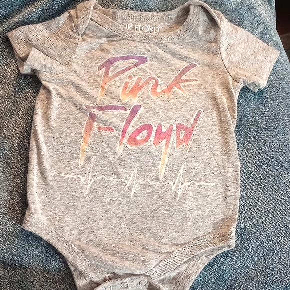 Pink Floyd Other - EUC Pink Floyd Onesie Size 18m